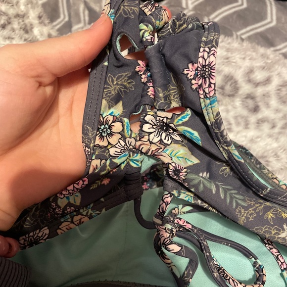 Bathing suit - Picture 4 of 5